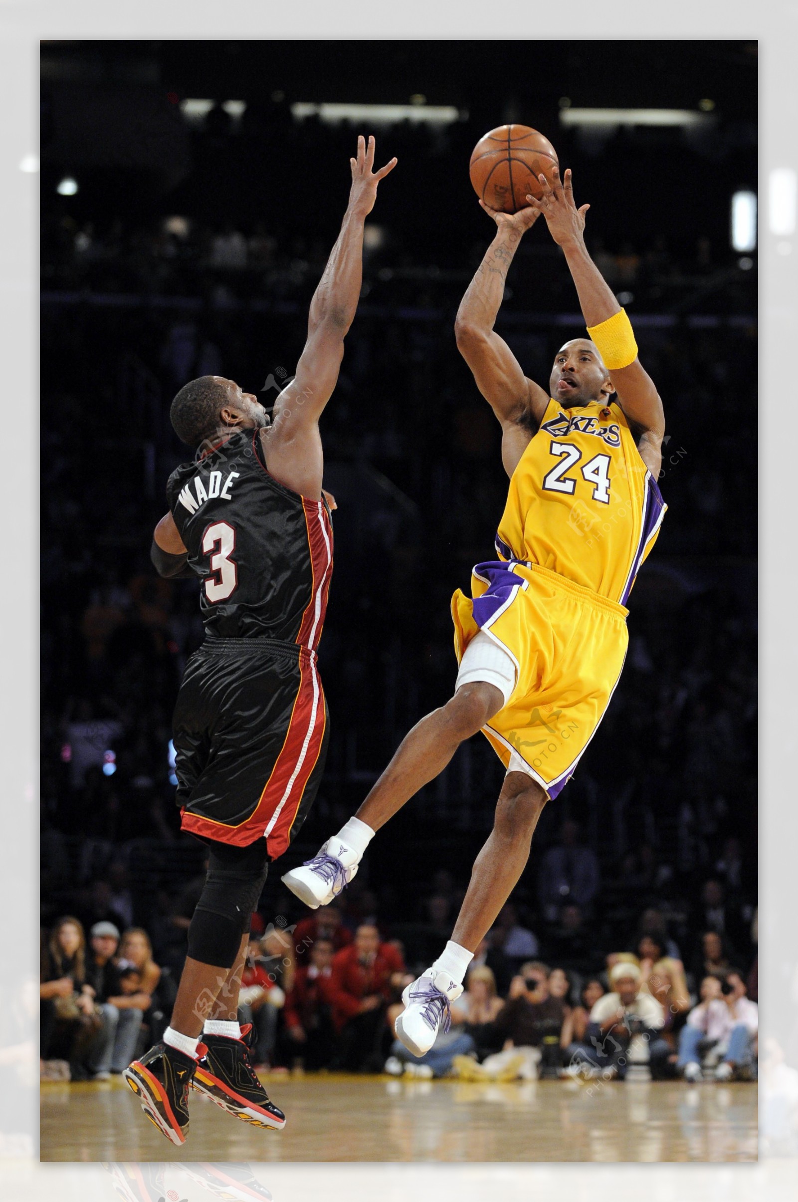 世体：巴萨密切关注福特外租的表现，他被视为未来的实际选项（世体：巴萨重点考察福特租借期表现，将其视作未来的现实选项）