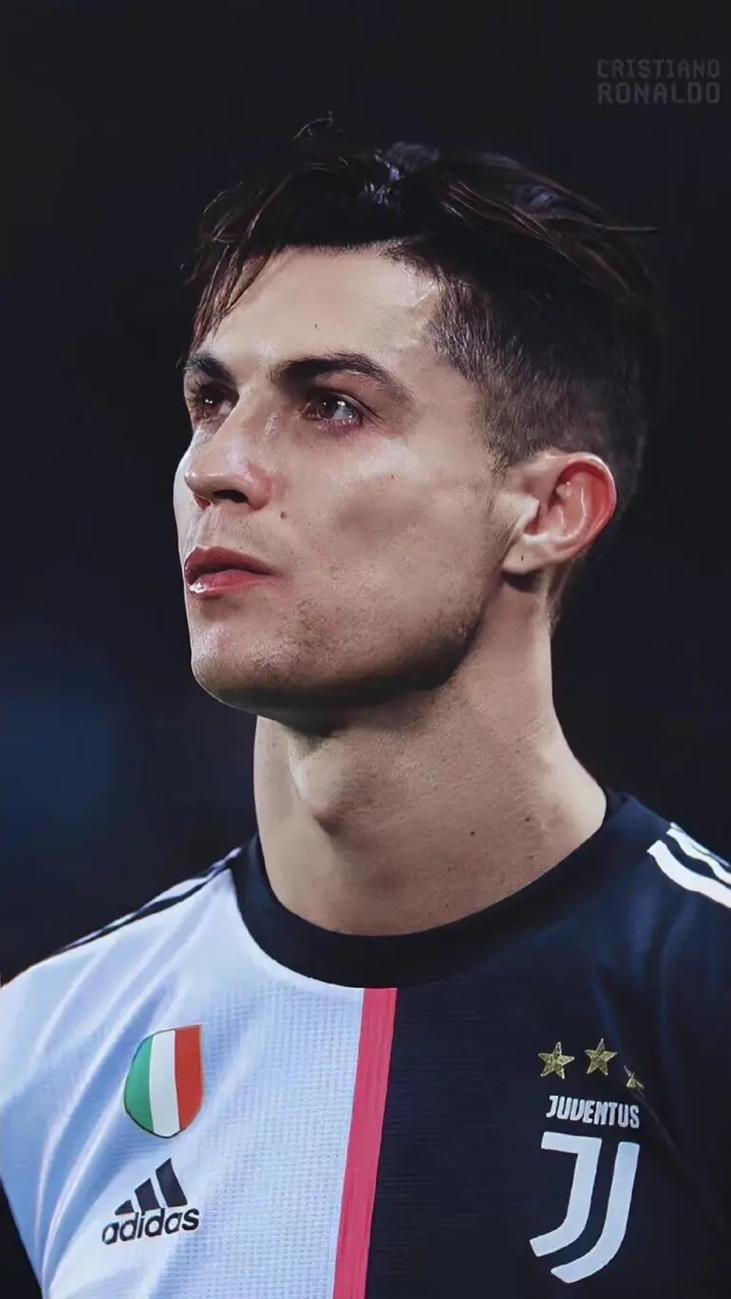 U22国足最新名单！王钰栋+蒯纪闻跳级，红牌后卫落选，冲击亚洲杯（国足U22大名单出炉：王钰栋、蒯纪闻跳级入选，红牌后卫无缘，剑指亚洲杯）